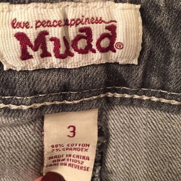 Mudd Distressed Jean Shorts - Picture 5 of 6